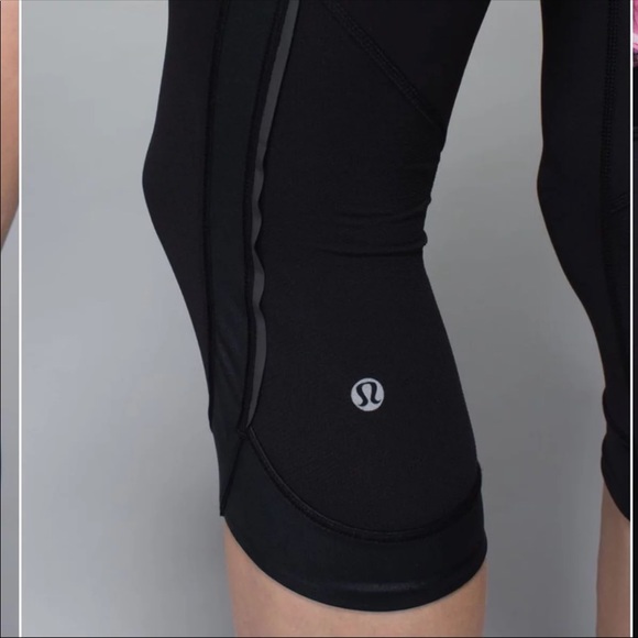 Lululemon Chase Me Crop II - Picture 3 of 8